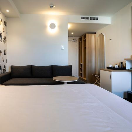 Holiday Inn Perpignan, An Ihg Hotel Ngoại thất bức ảnh