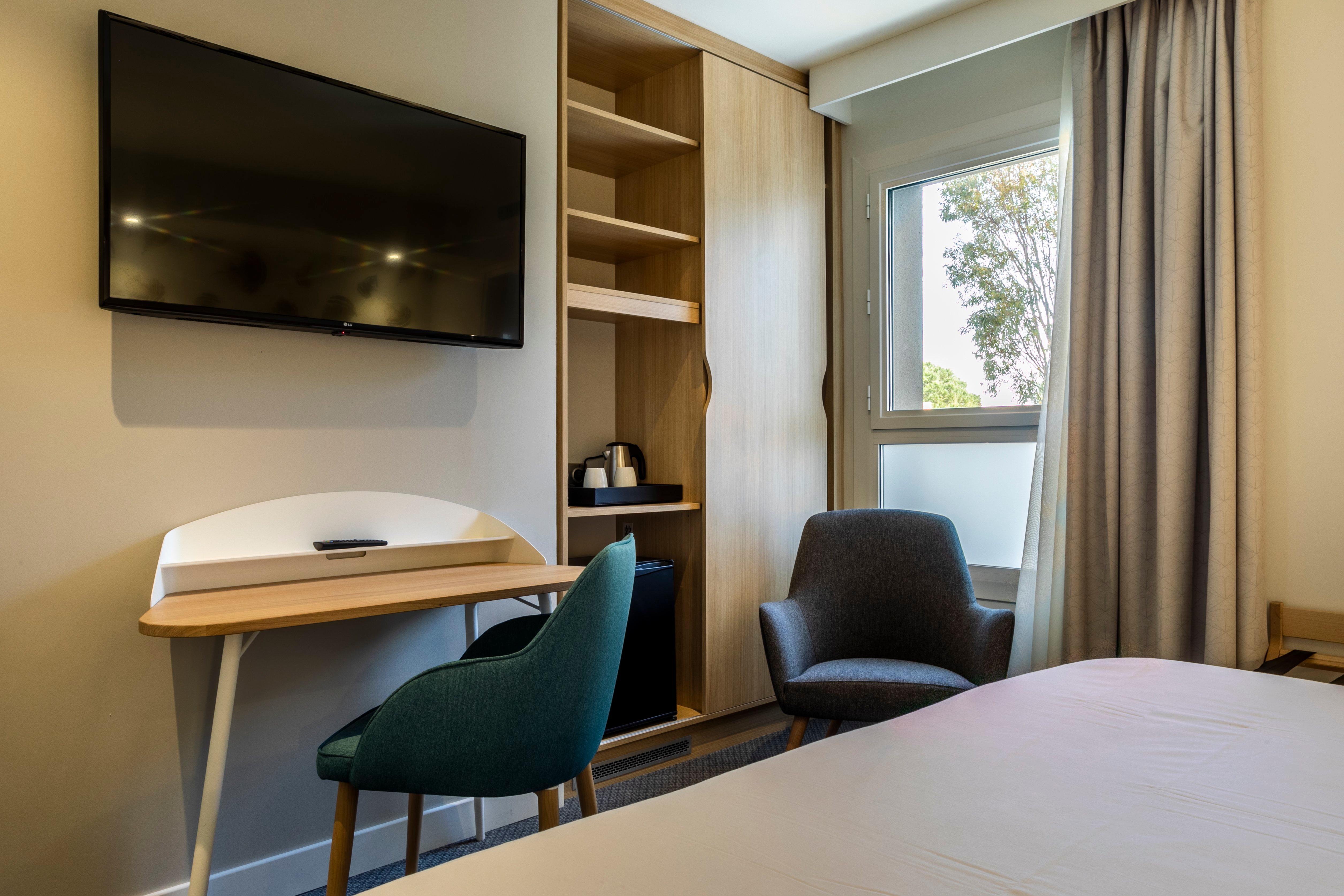 Holiday Inn Perpignan, An Ihg Hotel Ngoại thất bức ảnh
