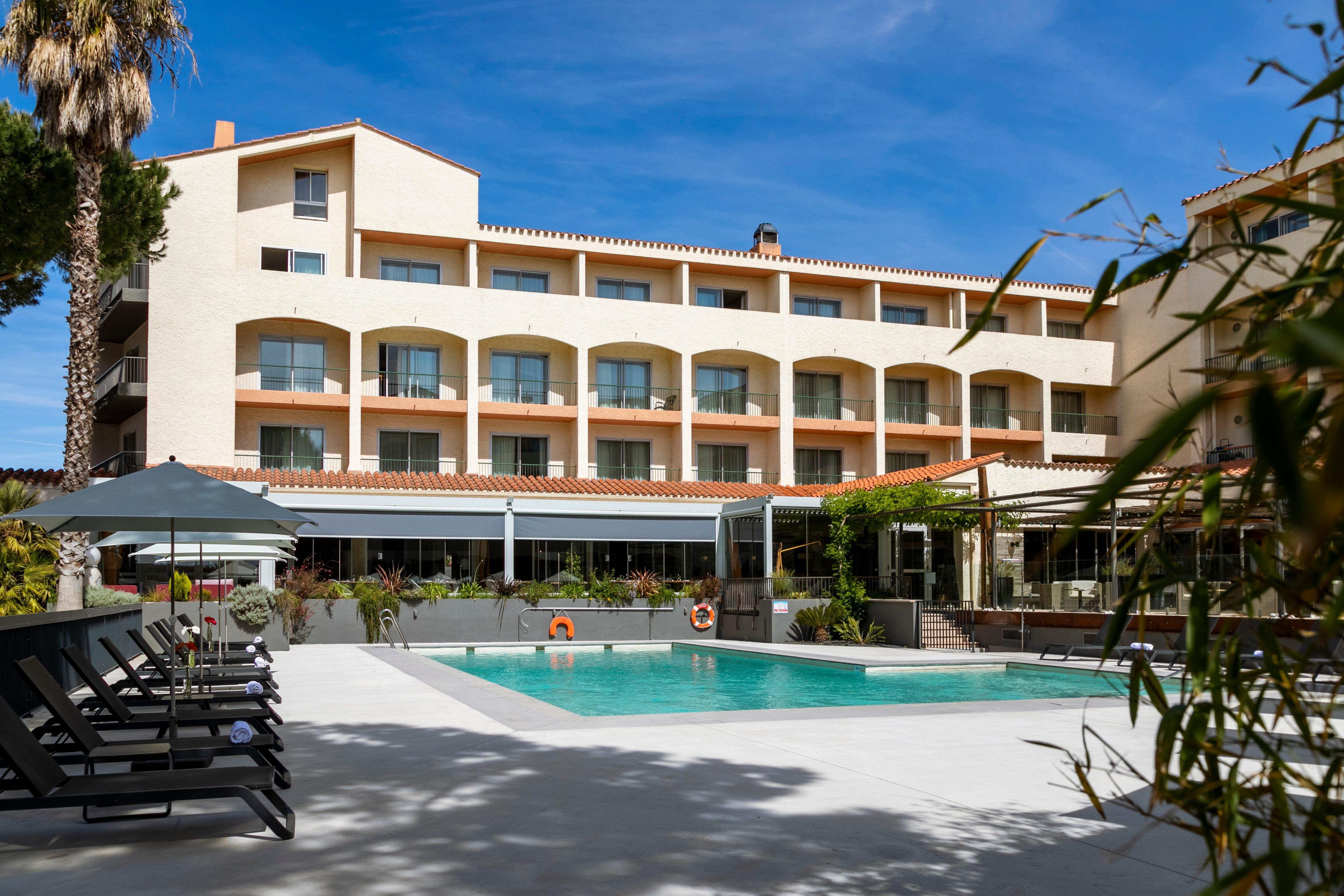 Holiday Inn Perpignan, An Ihg Hotel Ngoại thất bức ảnh