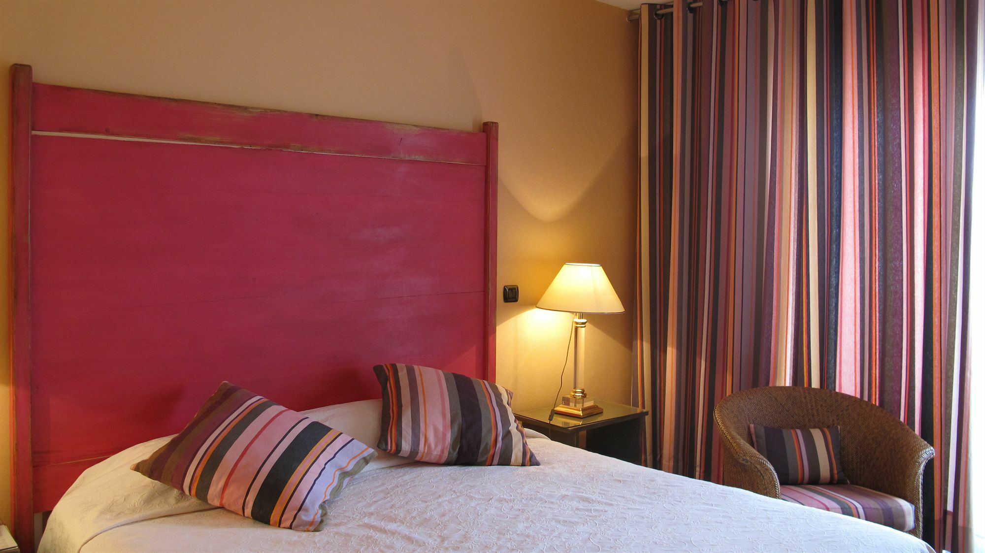 Holiday Inn Perpignan, An Ihg Hotel Ngoại thất bức ảnh